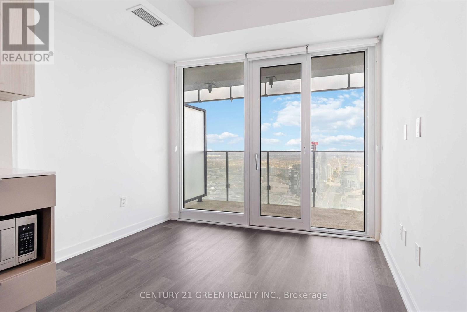 5111 - 3900 Confederation Parkway, Mississauga, Ontario  L5B 0M3 - Photo 16 - W12483471