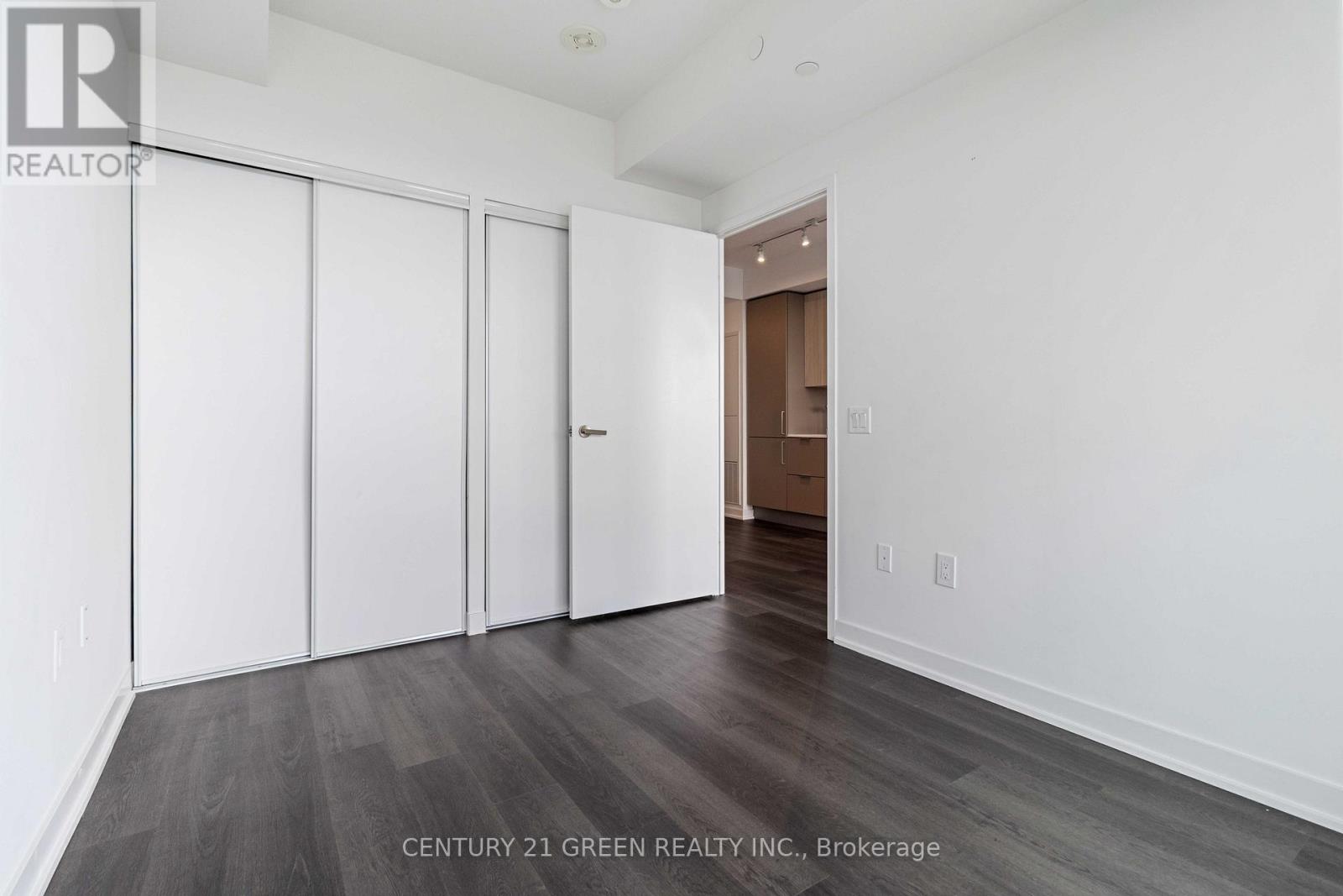 5111 - 3900 Confederation Parkway, Mississauga, Ontario  L5B 0M3 - Photo 19 - W12483471