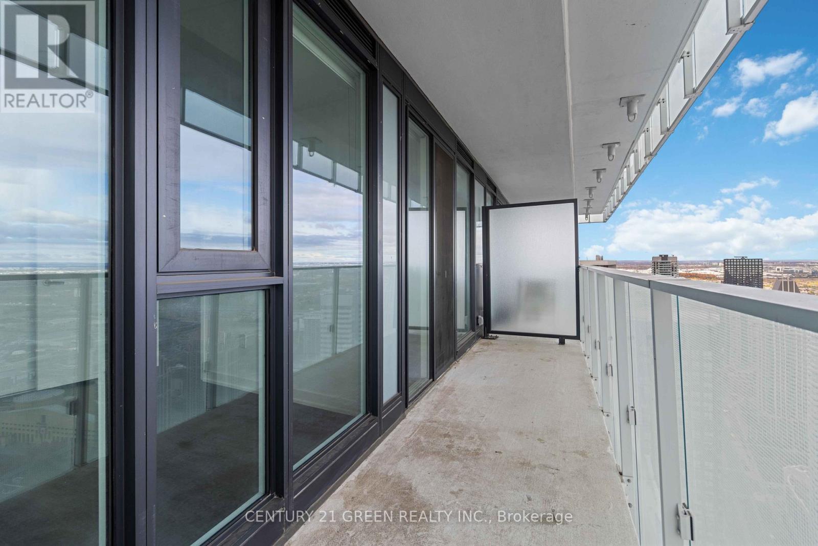 5111 - 3900 Confederation Parkway, Mississauga, Ontario  L5B 0M3 - Photo 26 - W12483471