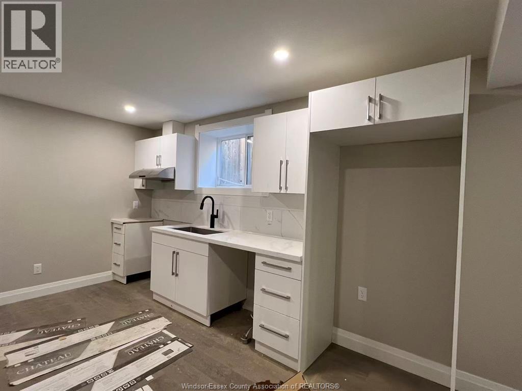 917 Mckay Avenue Unit# 2–l-R1, Windsor, Ontario  N9B 2A4 - Photo 10 - 25027161