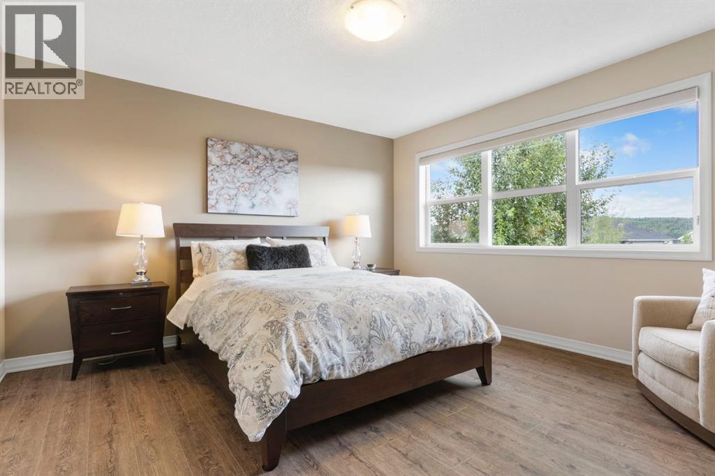 33 Sundown Grove, Cochrane, Alberta  T4C 0X7 - Photo 17 - A2250217