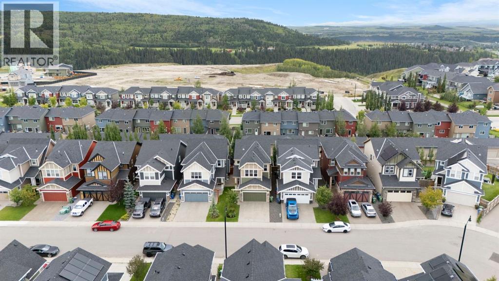 33 Sundown Grove, Cochrane, Alberta  T4C 0X7 - Photo 45 - A2250217