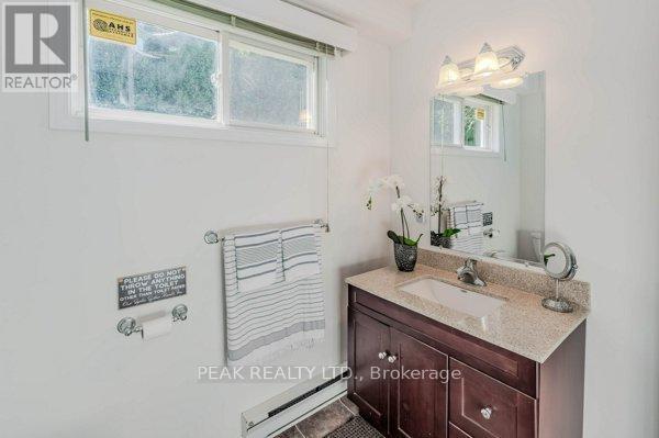 214 2 Road S, Mapleton, Ontario  N0G 1P0 - Photo 13 - X12483331