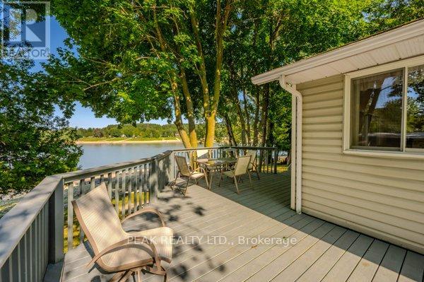 214 2 Road S, Mapleton, Ontario  N0G 1P0 - Photo 24 - X12483331