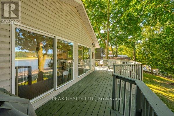 214 2 Road S, Mapleton, Ontario  N0G 1P0 - Photo 28 - X12483331