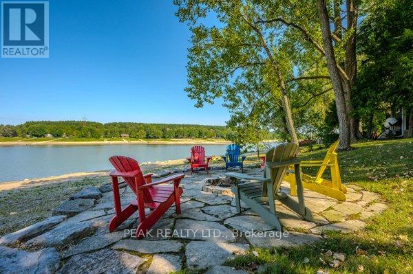 214 2 Road S, Mapleton, Ontario  N0G 1P0 - Photo 38 - X12483331