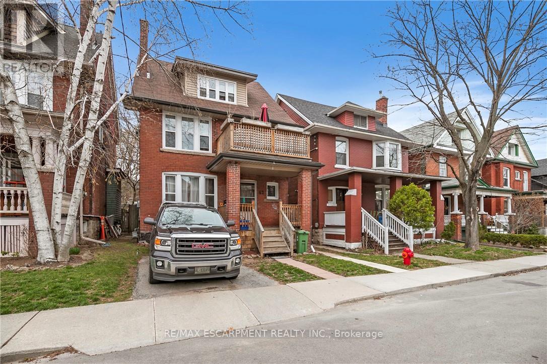 62 BARNESDALE AVENUE S, Hamilton, Ontario