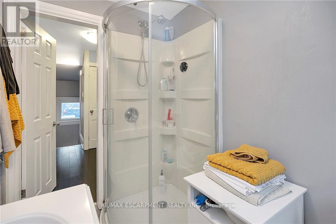 133 Park Row N, Hamilton, Ontario  L8E 4E7 - Photo 12 - X12483368