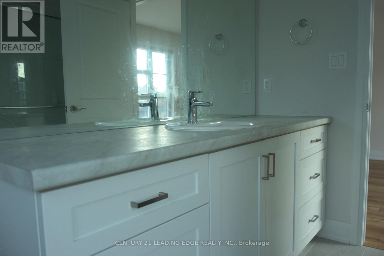 Upper - 118 2nd Street, Brockton, Ontario  N0G 2V0 - Photo 17 - X12483374