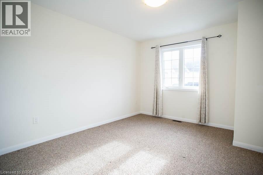 21 Diana Avenue Unit# 22, Brantford, Ontario  N3T 0G7 - Photo 13 - 40782093