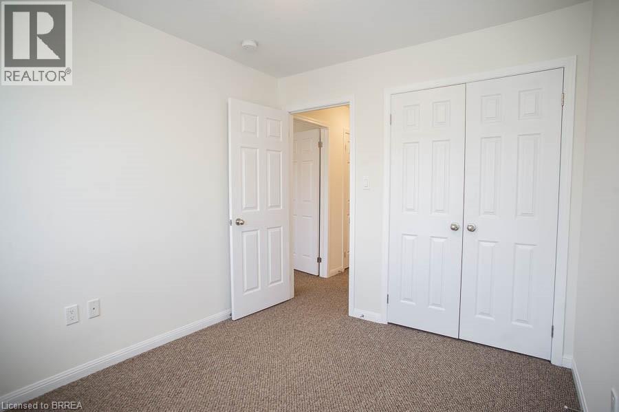 21 Diana Avenue Unit# 22, Brantford, Ontario  N3T 0G7 - Photo 18 - 40782093