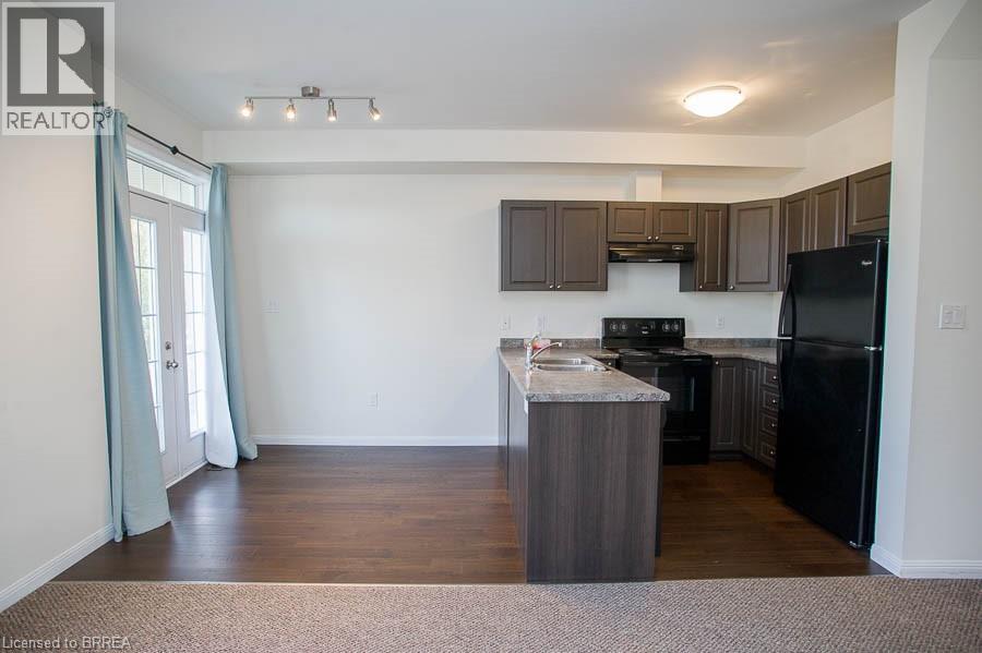 21 Diana Avenue Unit# 22, Brantford, Ontario  N3T 0G7 - Photo 8 - 40782093