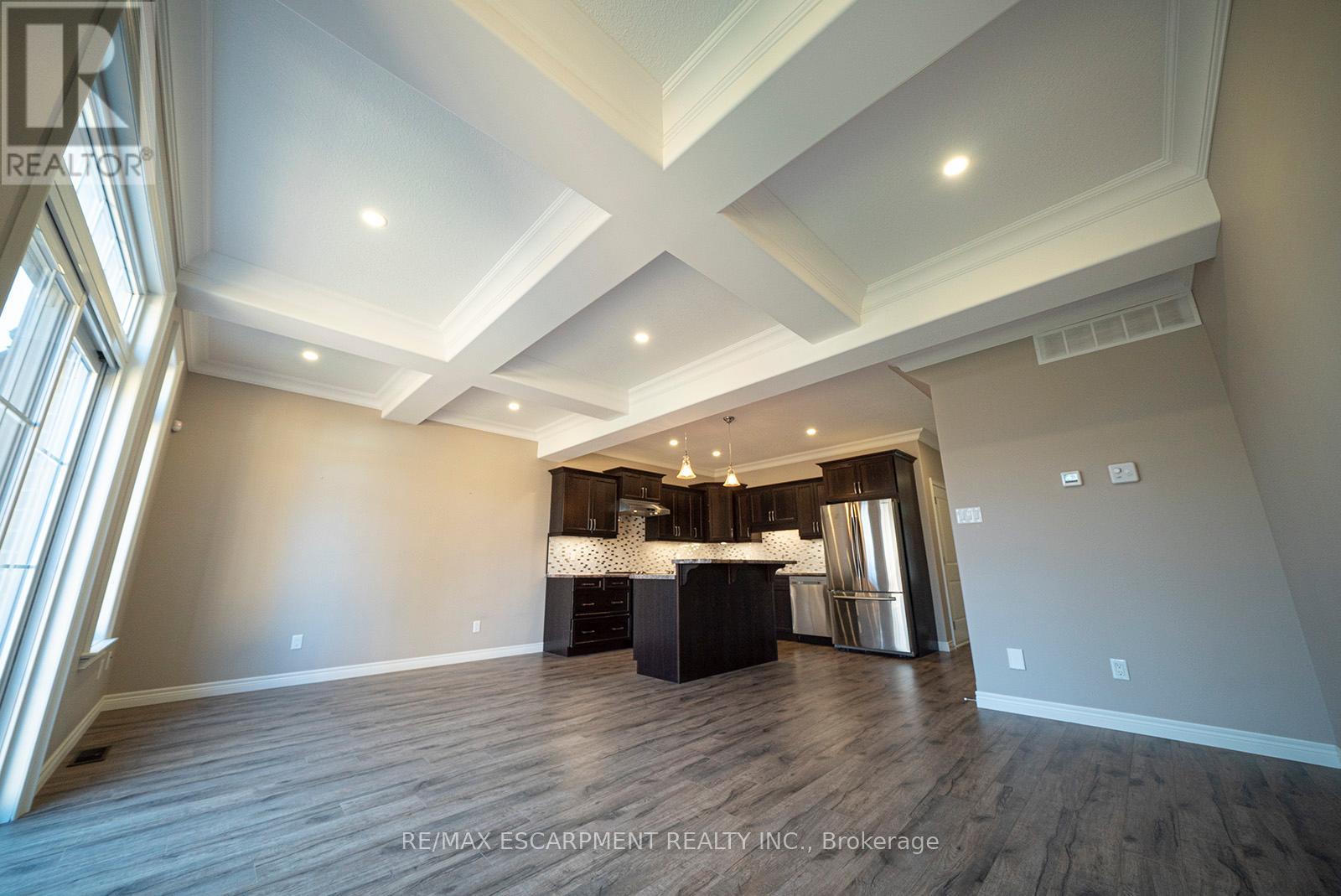 B - 112 Mount Pleasant Street, Brantford, Ontario  N3T 1T3 - Photo 13 - X12483449