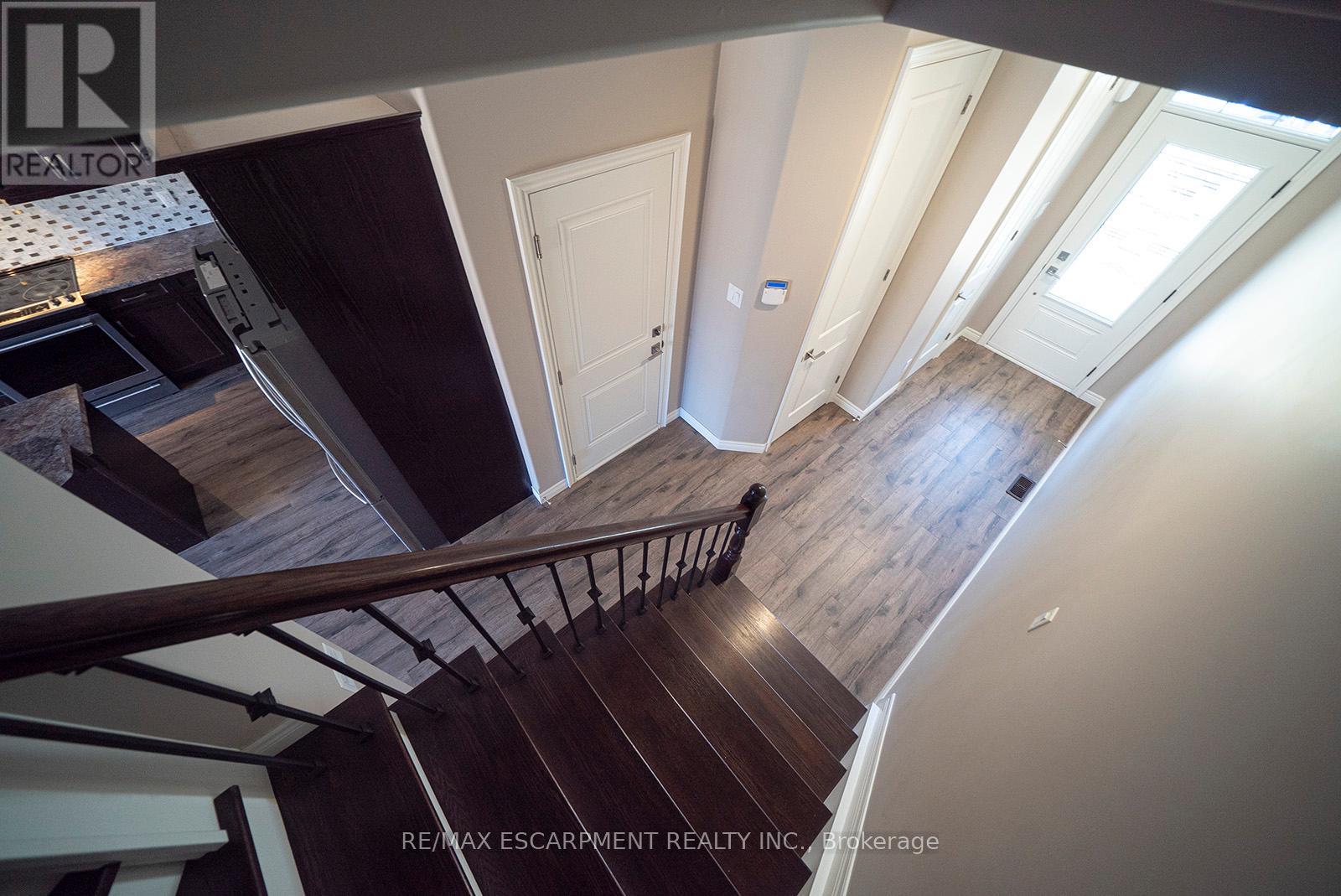 B - 112 Mount Pleasant Street, Brantford, Ontario  N3T 1T3 - Photo 15 - X12483449