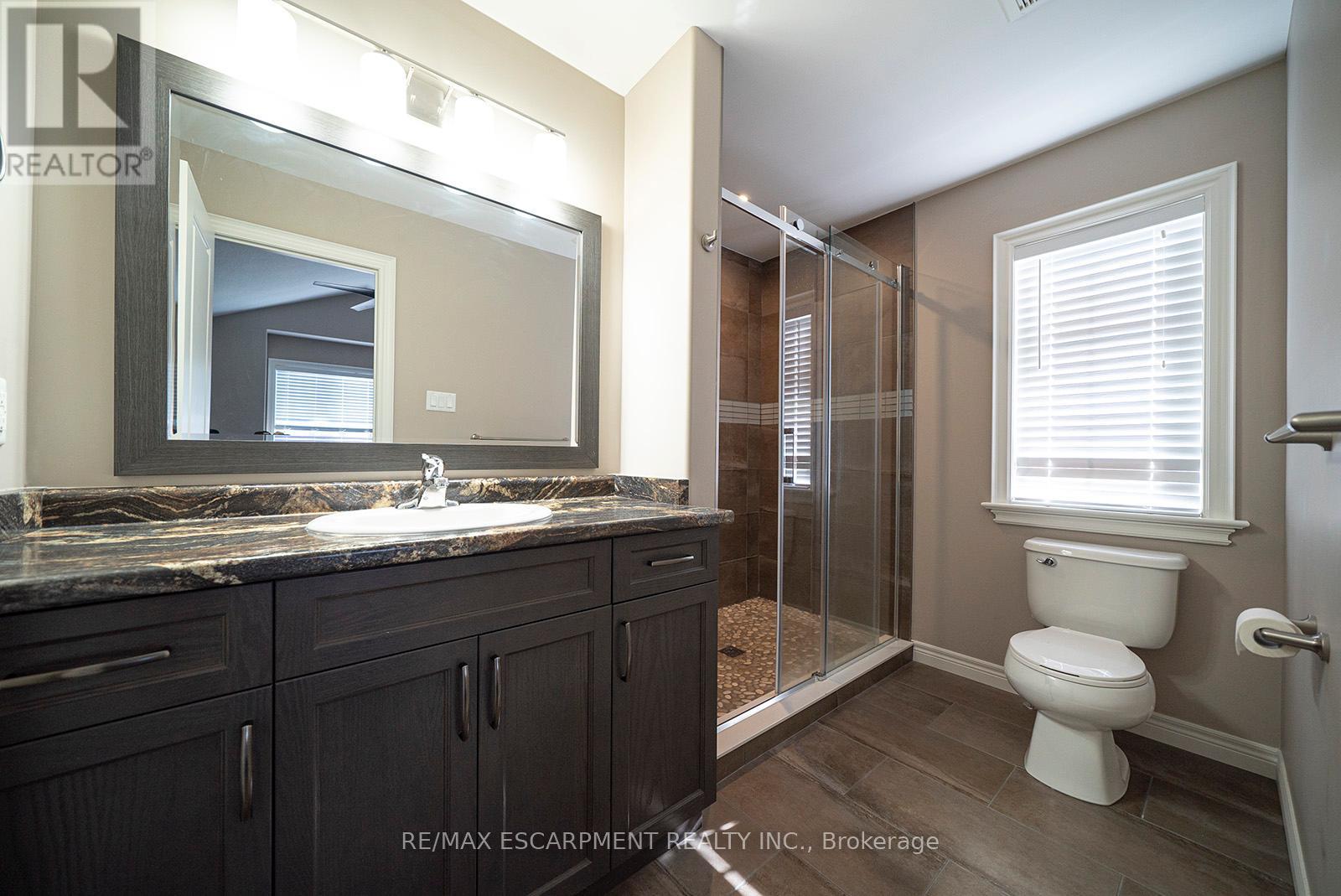 B - 112 Mount Pleasant Street, Brantford, Ontario  N3T 1T3 - Photo 21 - X12483449