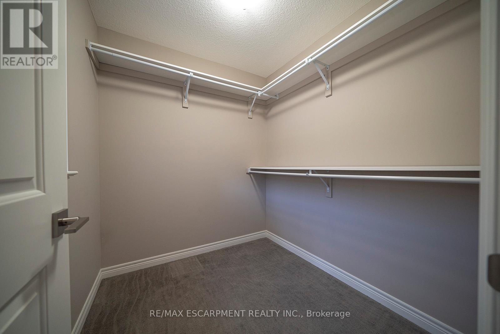 B - 112 Mount Pleasant Street, Brantford, Ontario  N3T 1T3 - Photo 25 - X12483449