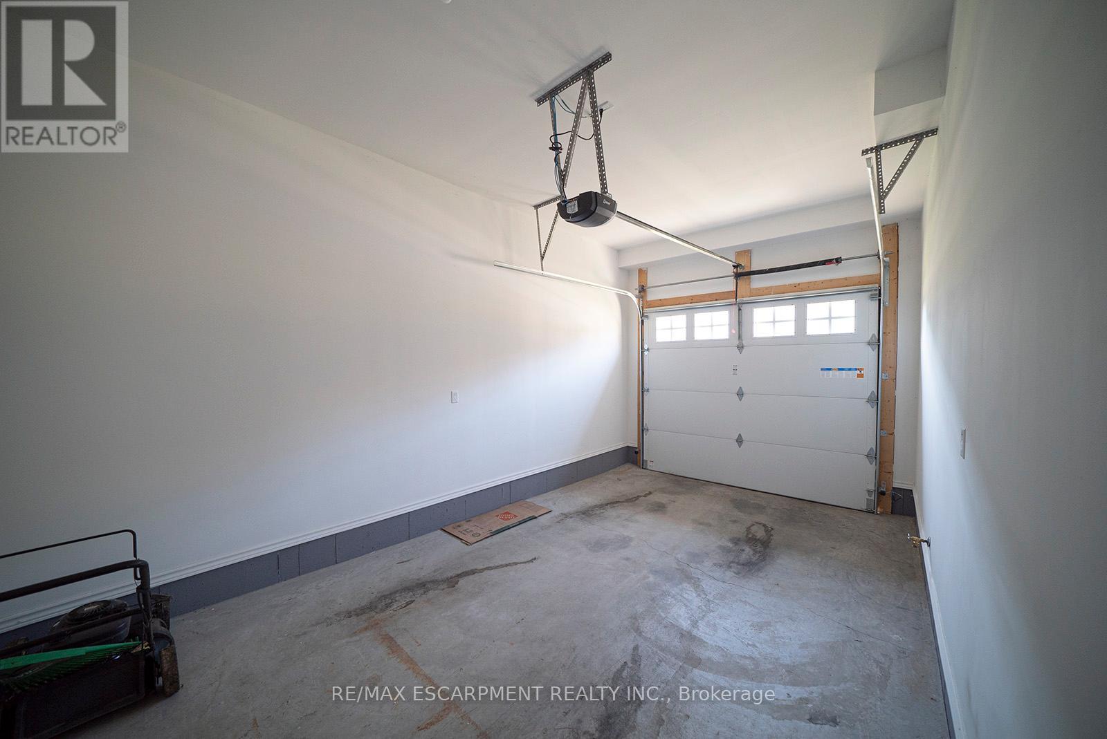 B - 112 Mount Pleasant Street, Brantford, Ontario  N3T 1T3 - Photo 27 - X12483449