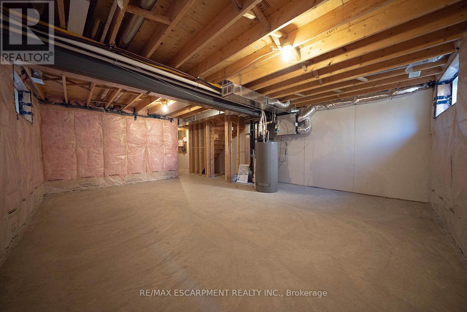 B - 112 Mount Pleasant Street, Brantford, Ontario  N3T 1T3 - Photo 29 - X12483449