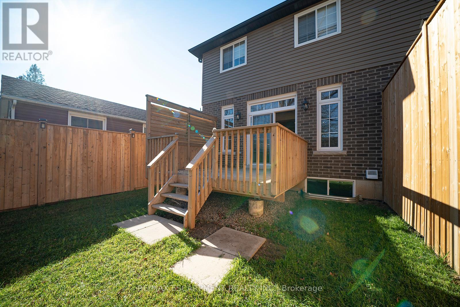 B - 112 Mount Pleasant Street, Brantford, Ontario  N3T 1T3 - Photo 31 - X12483449