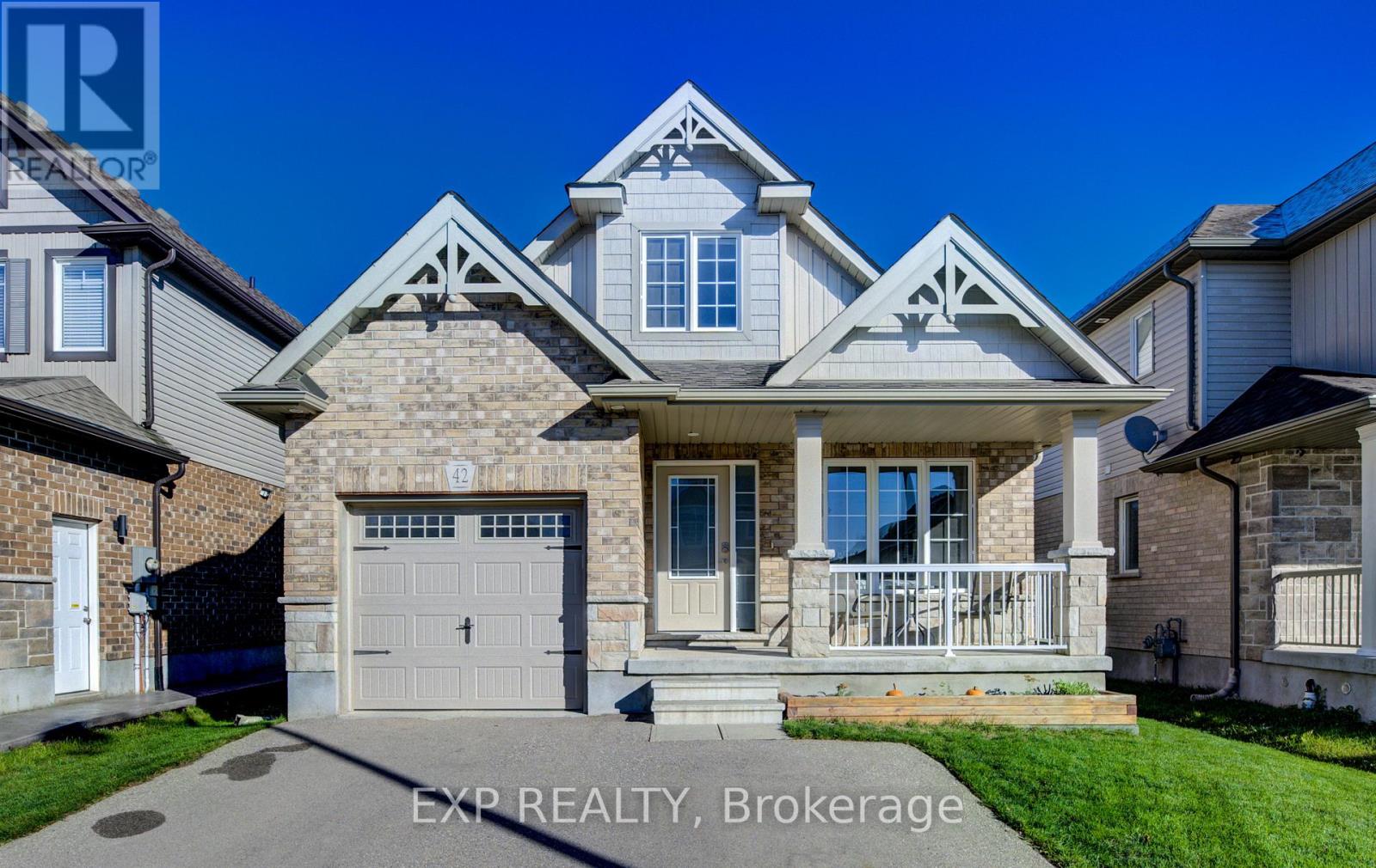 42 FINORO CRESCENT, Woolwich, Ontario