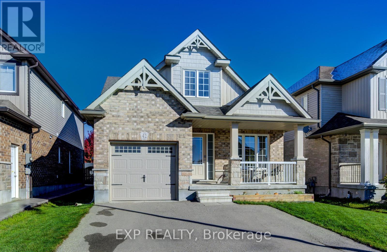 42 Finoro Crescent, Woolwich, Ontario  N3B 0C3 - Photo 2 - X12483466