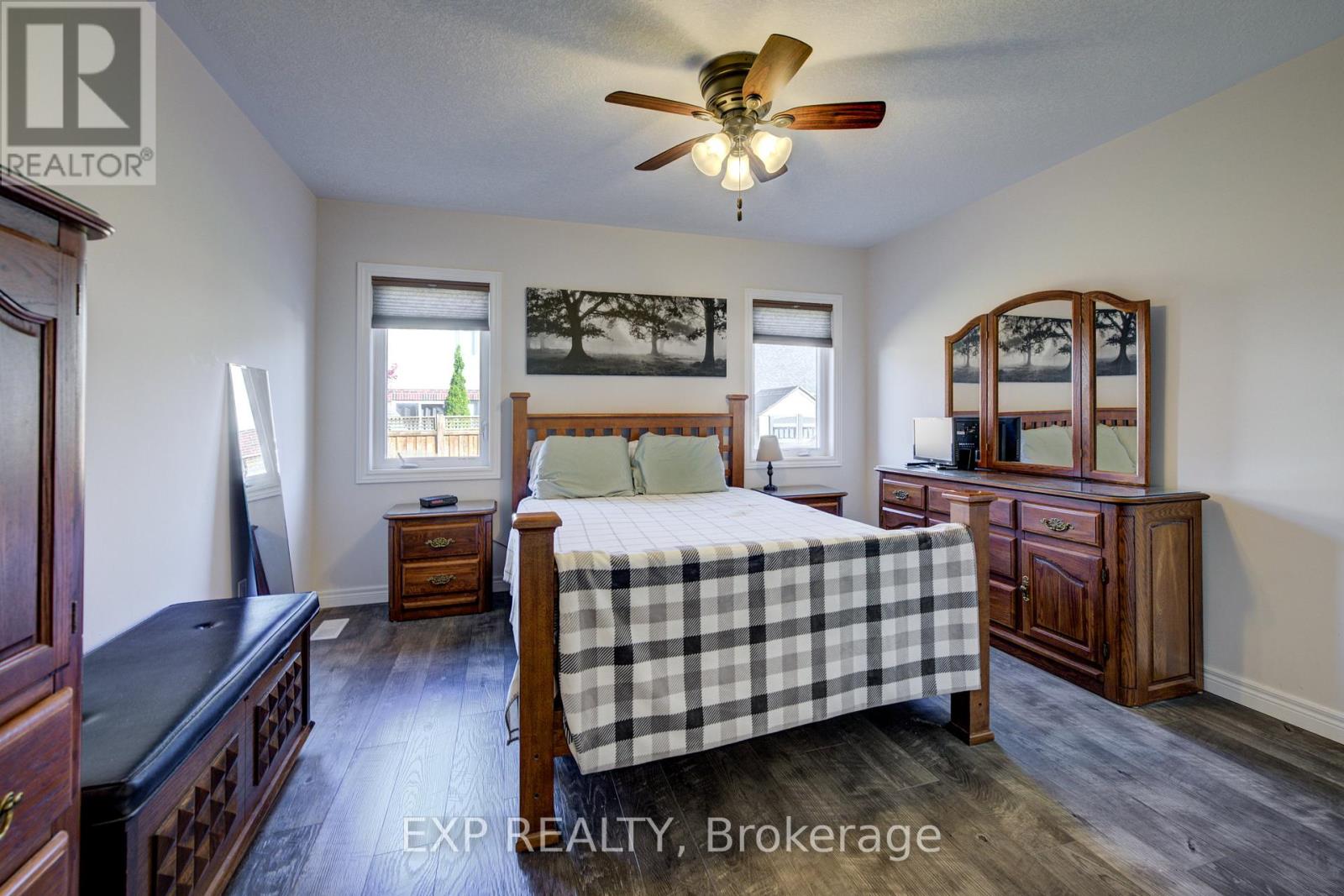 42 Finoro Crescent, Woolwich, Ontario  N3B 0C3 - Photo 21 - X12483466