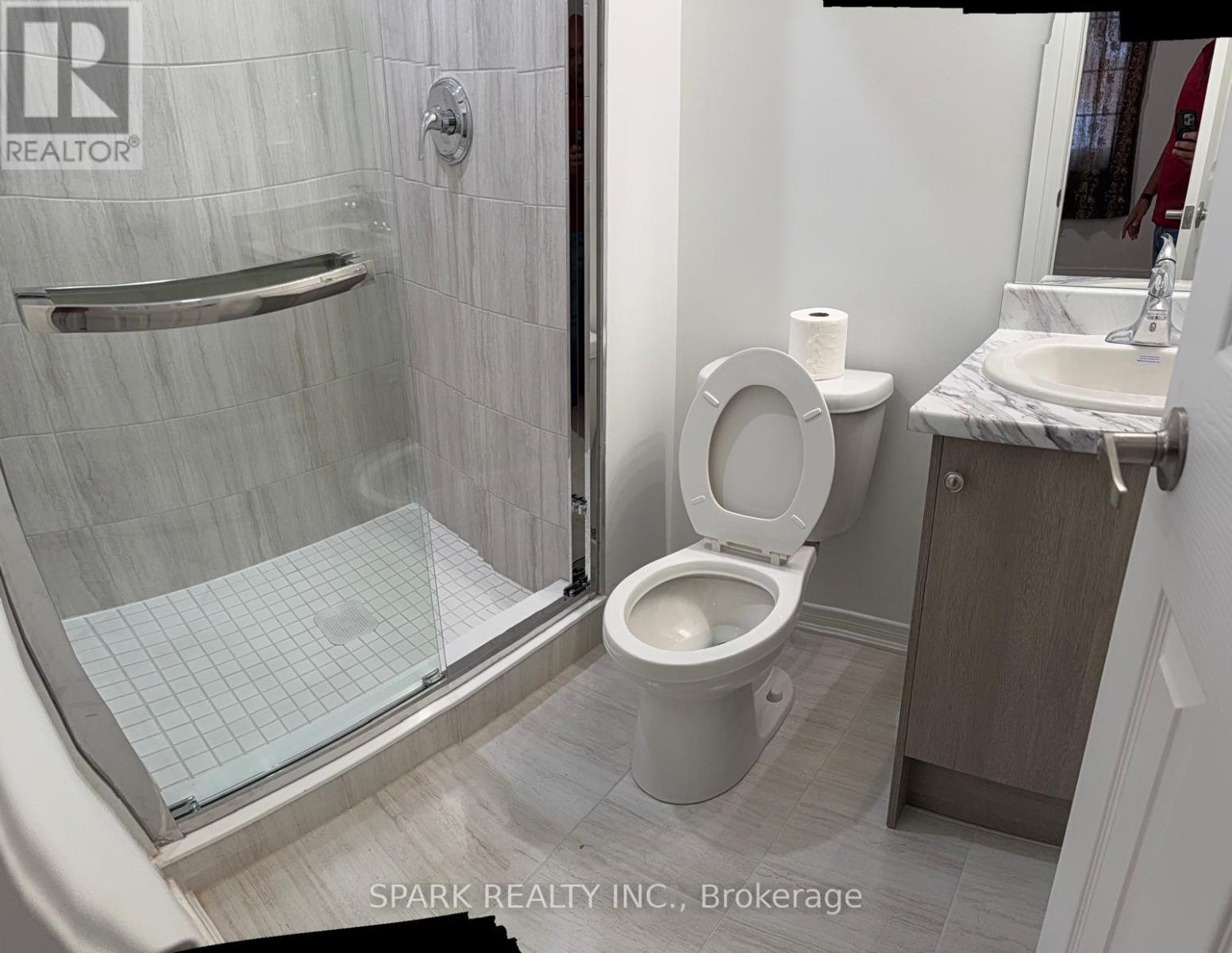 1408 - 1333 Weber Street, Kitchener, Ontario  N2A 1C2 - Photo 6 - X12483468