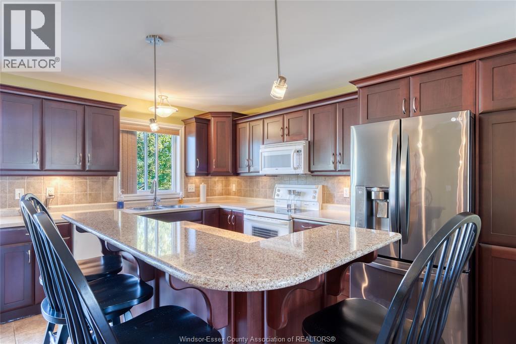 281 Donald Crescent, Belle River, Ontario  N0R 1A0 - Photo 15 - 25027236