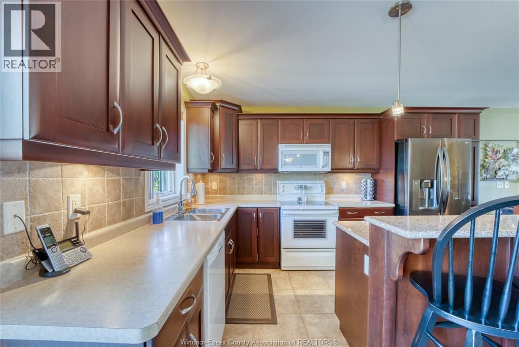 281 Donald Crescent, Belle River, Ontario  N0R 1A0 - Photo 17 - 25027236