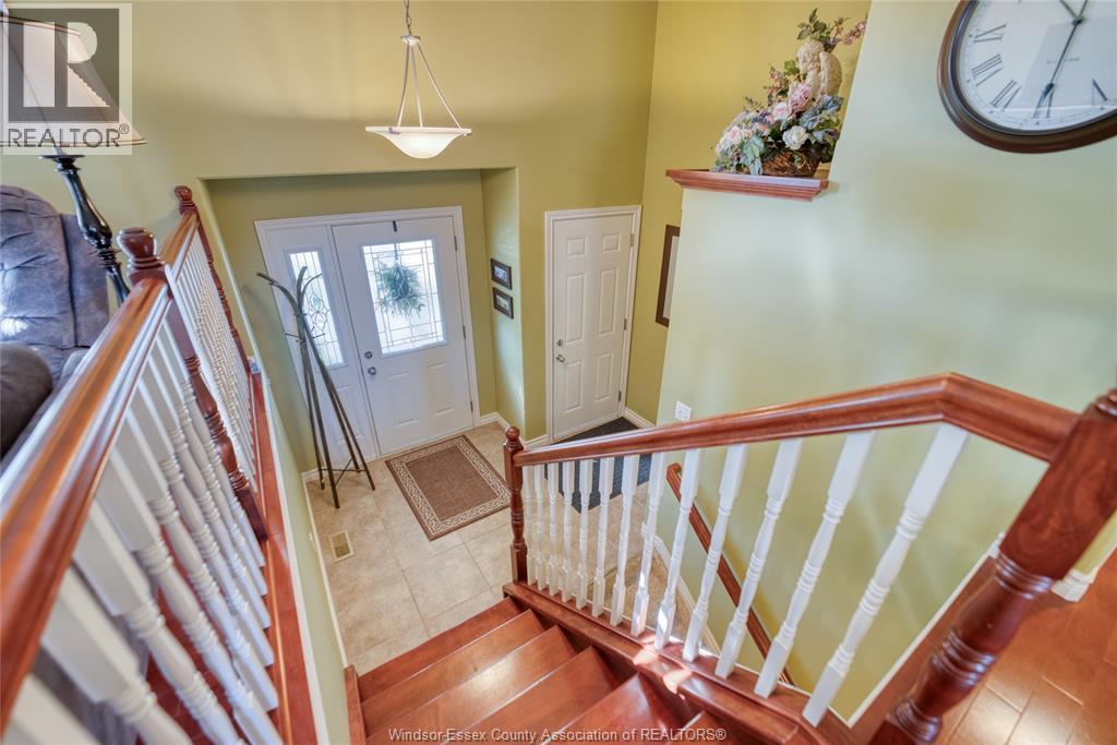 281 Donald Crescent, Belle River, Ontario  N0R 1A0 - Photo 7 - 25027236