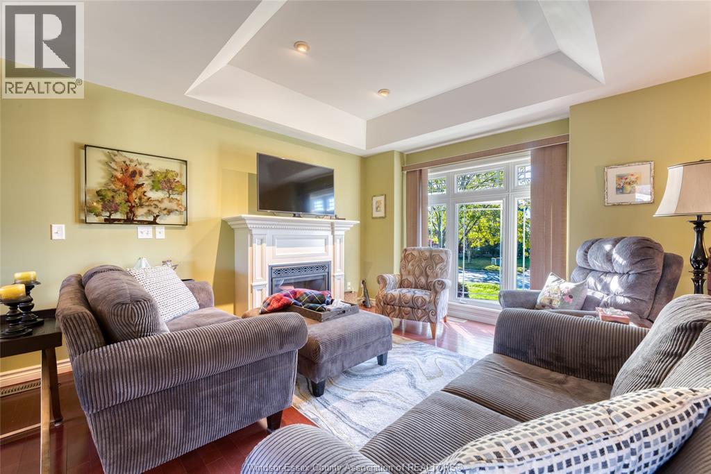 281 Donald Crescent, Belle River, Ontario  N0R 1A0 - Photo 8 - 25027236