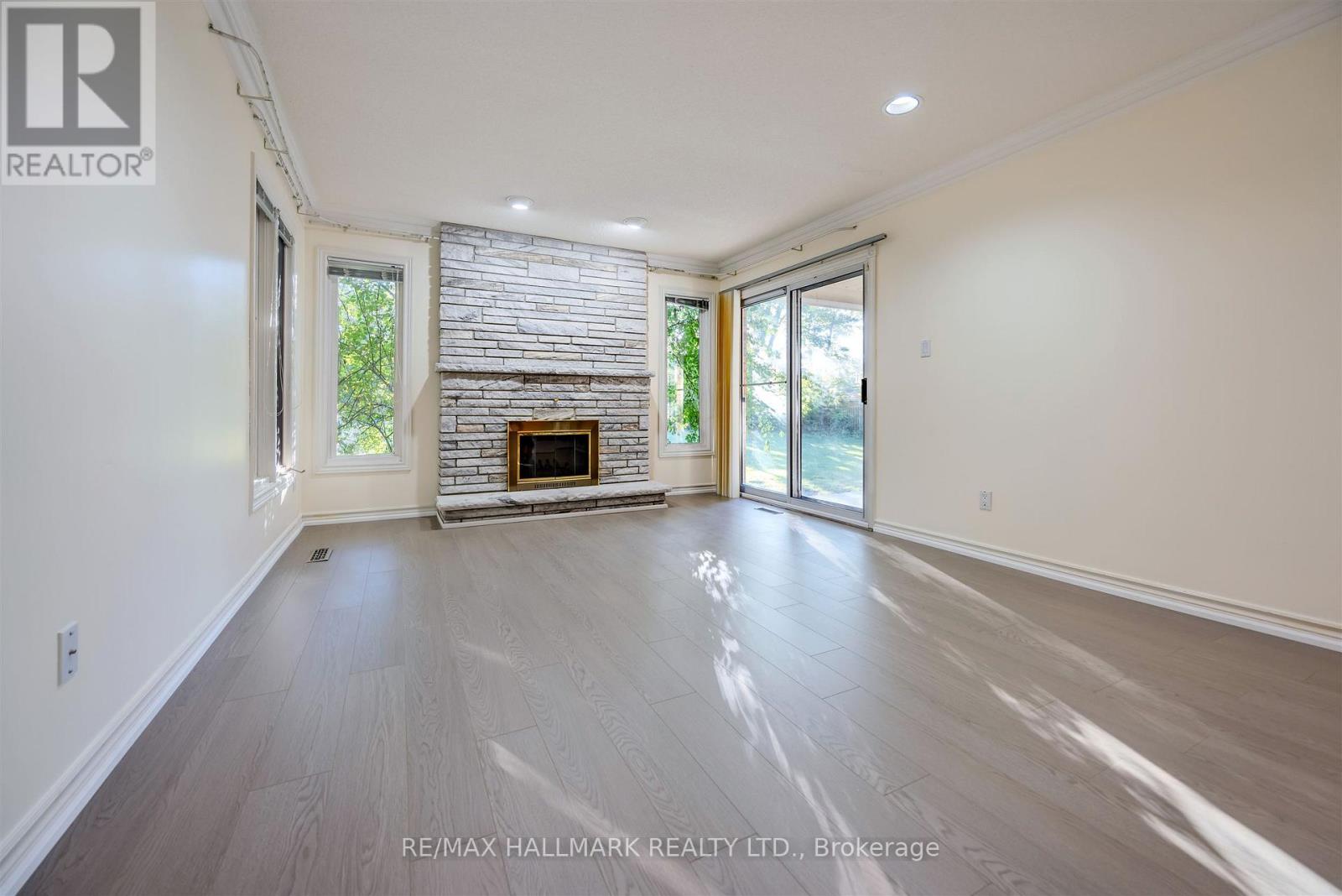 69 King's Cross Avenue, Richmond Hill, Ontario  L4B 2T2 - Photo 12 - N12477867