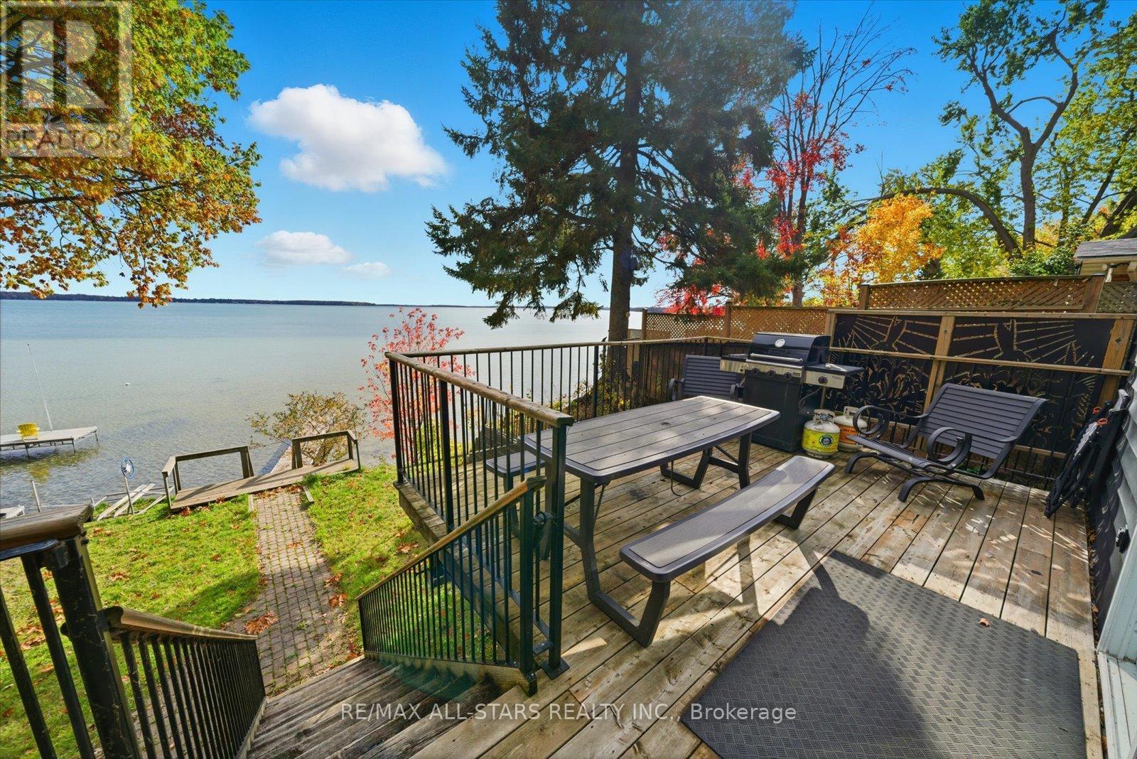 Upper Level - 2999 Lakeside Drive, Severn (Washago), Ontario  L3V 6H3 - Photo 32 - S12424328