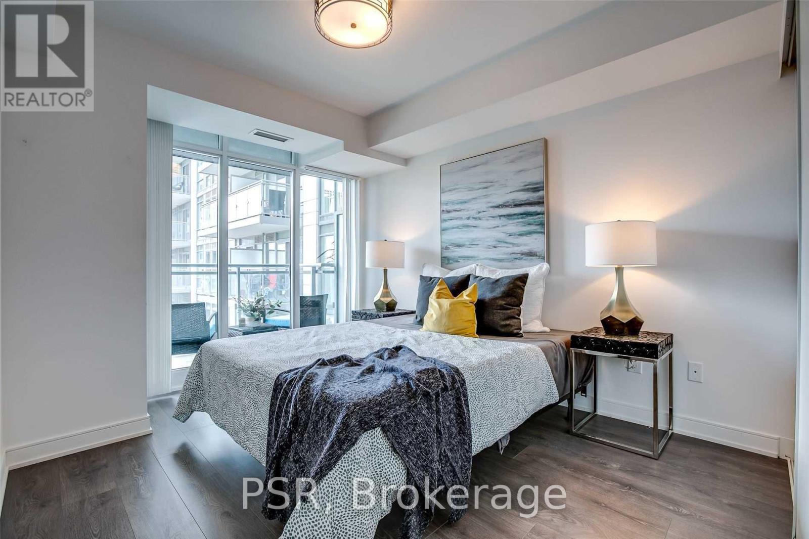 1018 - 525 Adelaide Street W, Toronto, Ontario  M5V 1T6 - Photo 13 - C12482359