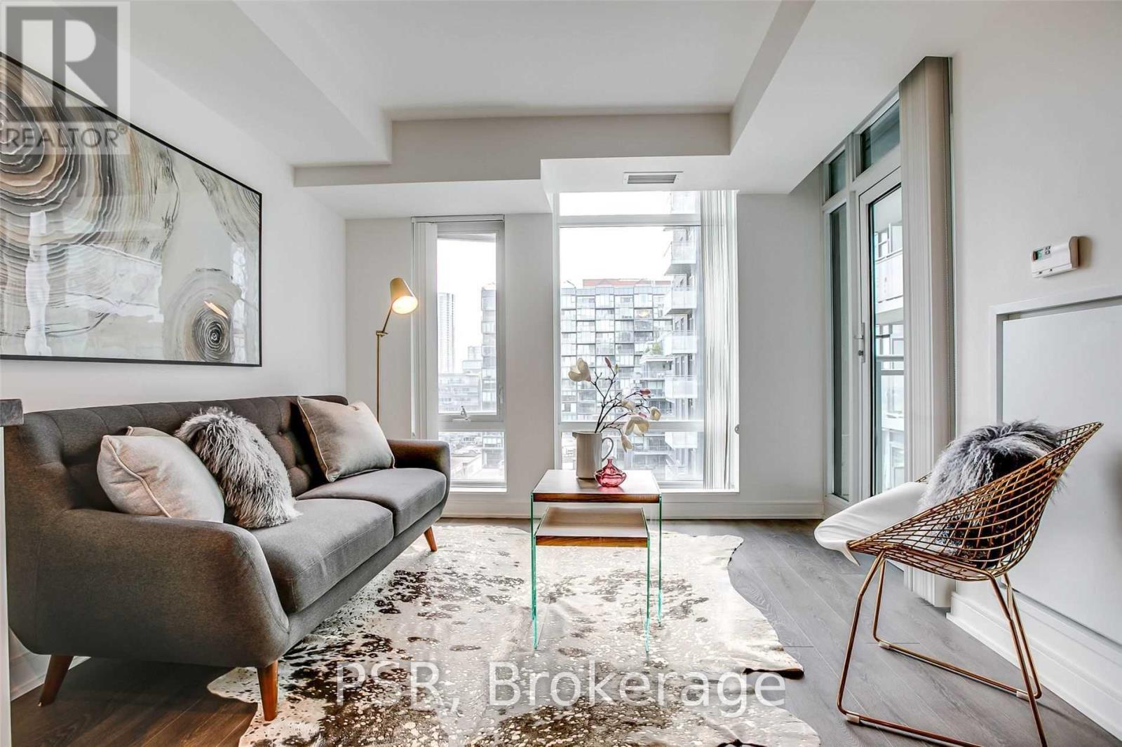 1018 - 525 Adelaide Street W, Toronto, Ontario  M5V 1T6 - Photo 7 - C12482359