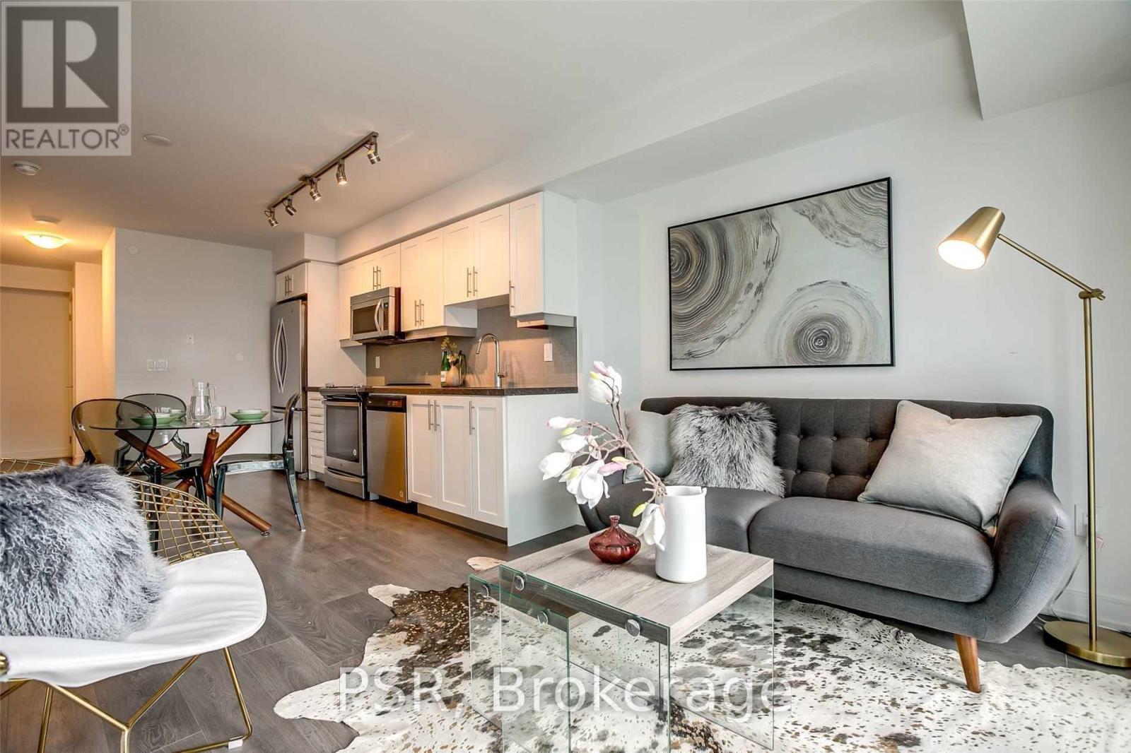 1018 - 525 Adelaide Street W, Toronto, Ontario  M5V 1T6 - Photo 8 - C12482359