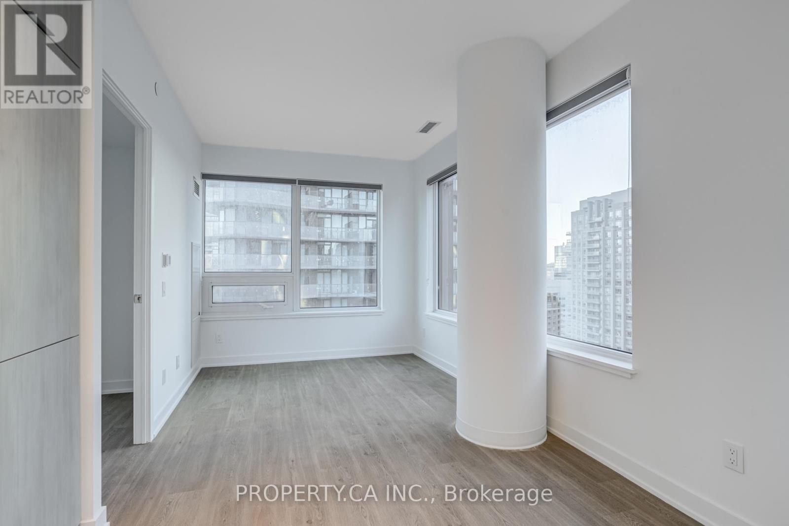 2116 - 8 Wellesley Street W, Toronto, Ontario  M4Y 0J5 - Photo 13 - C12483489