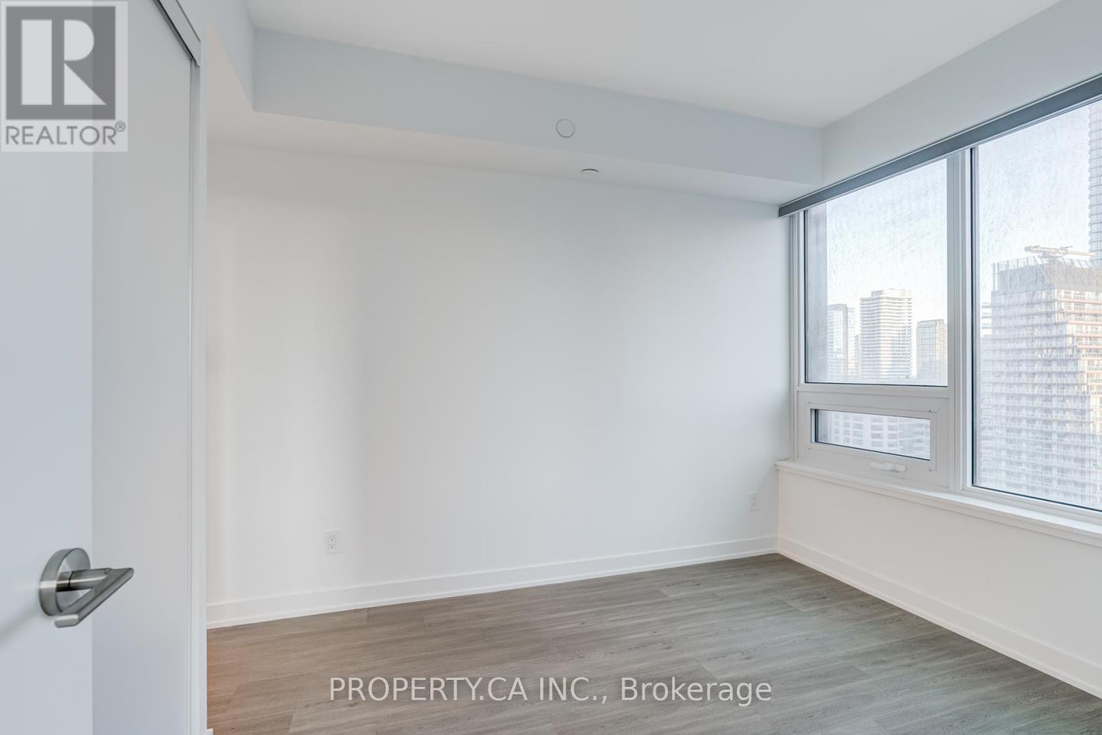 2116 - 8 Wellesley Street W, Toronto, Ontario  M4Y 0J5 - Photo 16 - C12483489