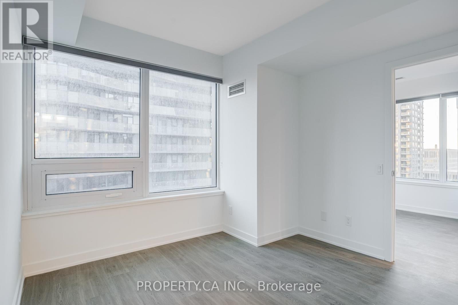 2116 - 8 Wellesley Street W, Toronto, Ontario  M4Y 0J5 - Photo 18 - C12483489