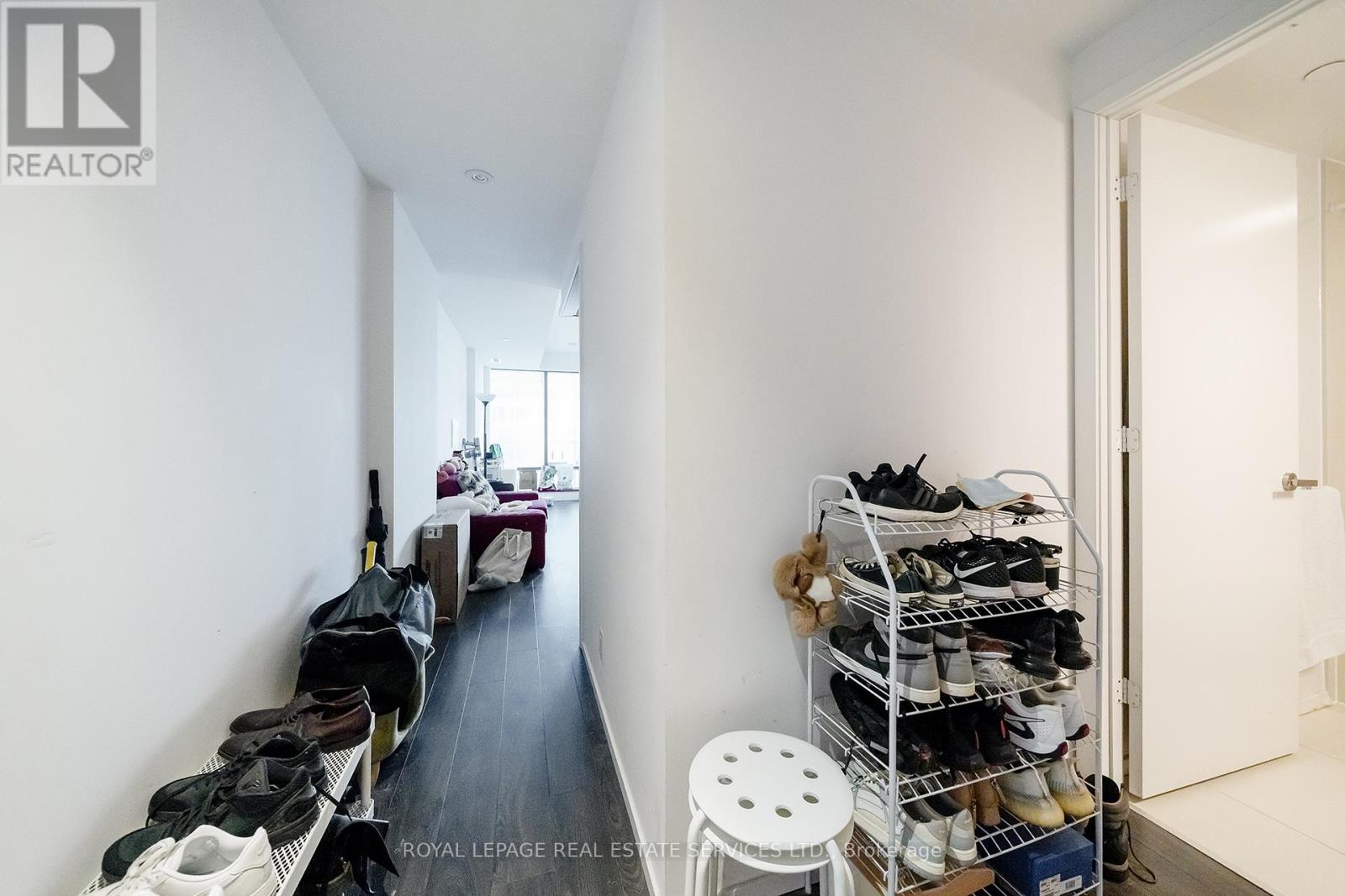 3704 - 5 St. Joseph Street, Toronto, Ontario  M4Y 1J6 - Photo 21 - C12483493