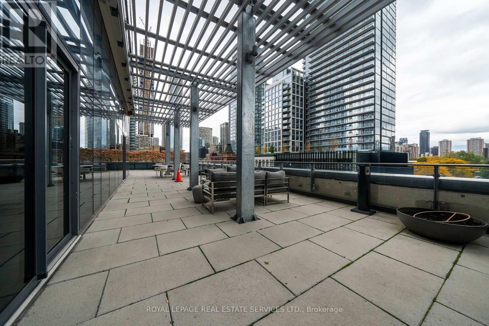 3704 - 5 St. Joseph Street, Toronto, Ontario  M4Y 1J6 - Photo 27 - C12483493