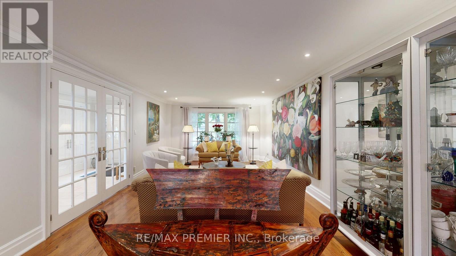 12 Chipstead Road, Toronto, Ontario  M3B 3E6 - Photo 11 - C12483506