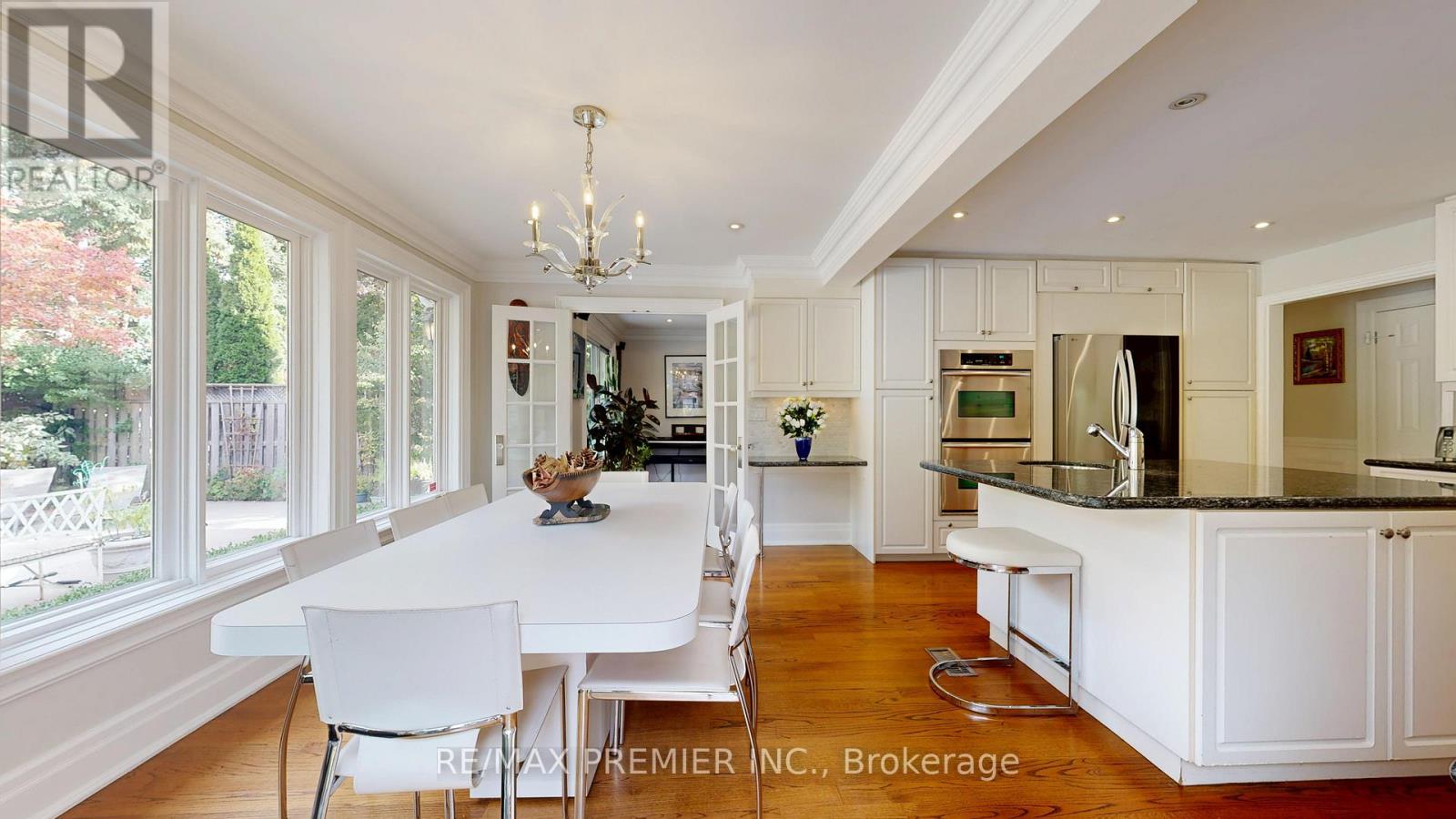 12 Chipstead Road, Toronto, Ontario  M3B 3E6 - Photo 18 - C12483506