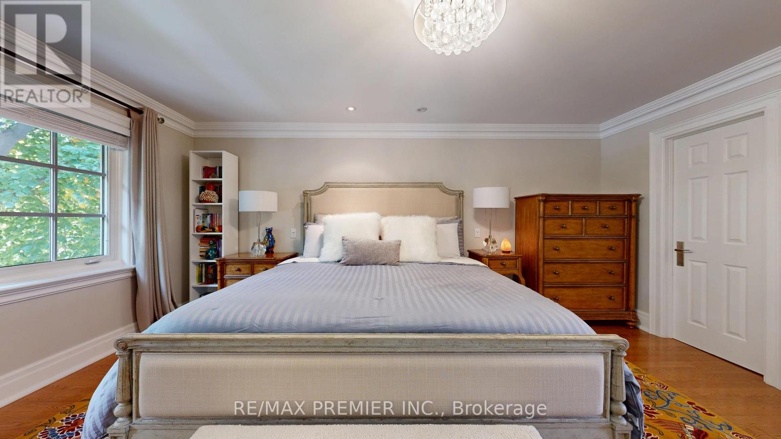 12 Chipstead Road, Toronto, Ontario  M3B 3E6 - Photo 27 - C12483506