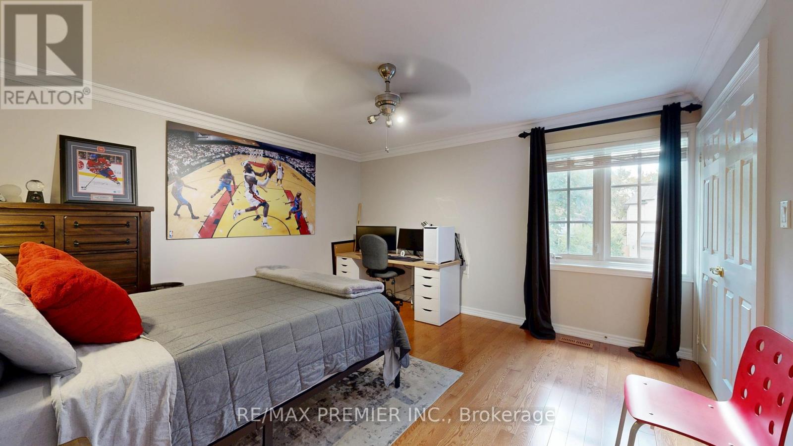 12 Chipstead Road, Toronto, Ontario  M3B 3E6 - Photo 31 - C12483506
