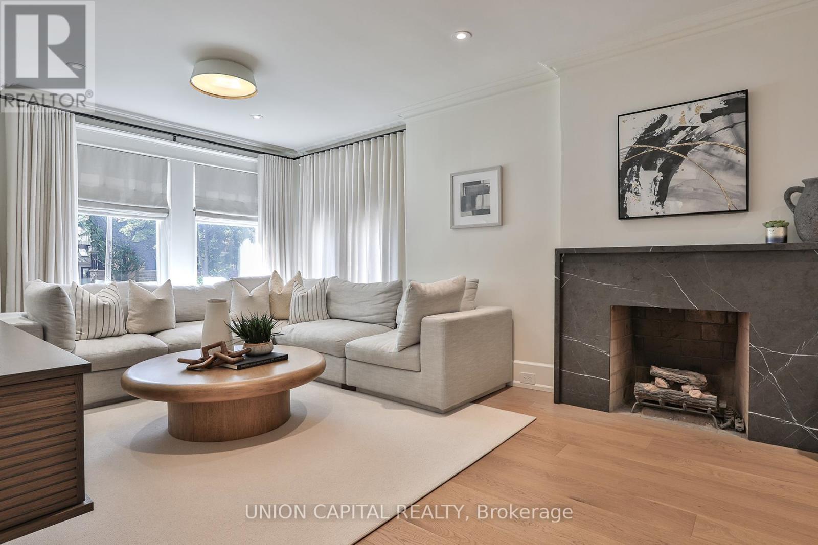 16 Lytton Boulevard, Toronto, Ontario  M4R 1L1 - Photo 4 - C12483513
