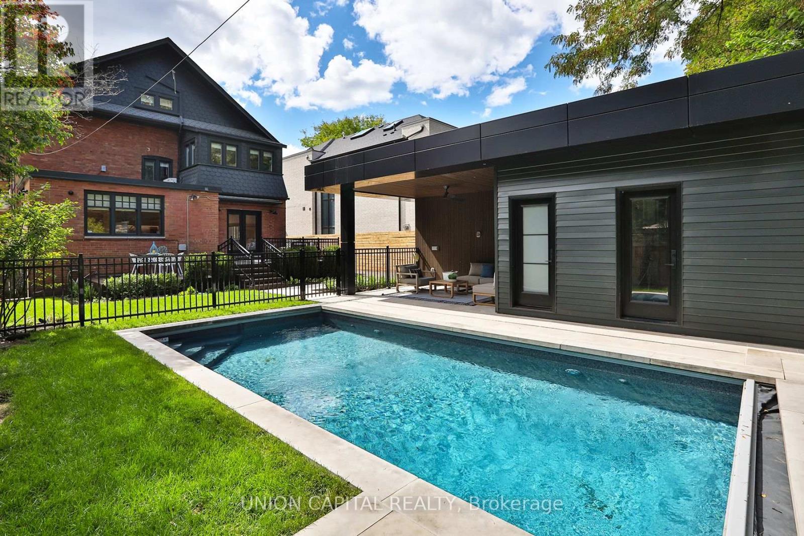 16 Lytton Boulevard, Toronto, Ontario  M4R 1L1 - Photo 47 - C12483513