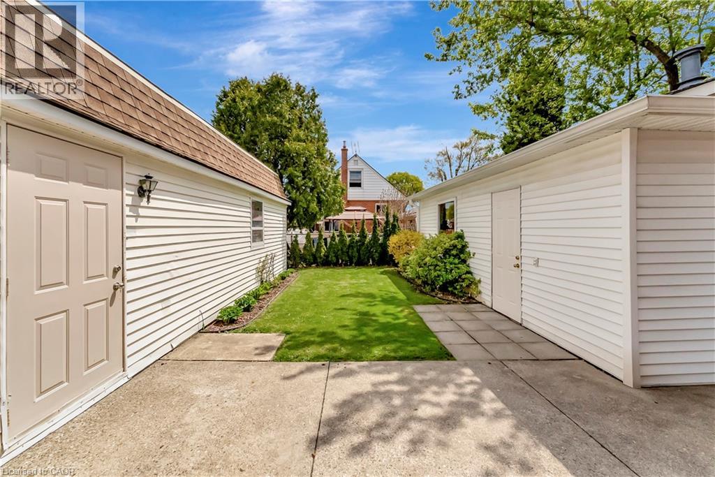 131 East 42nd Street, Hamilton, Ontario  L8T 3A2 - Photo 8 - 40777668