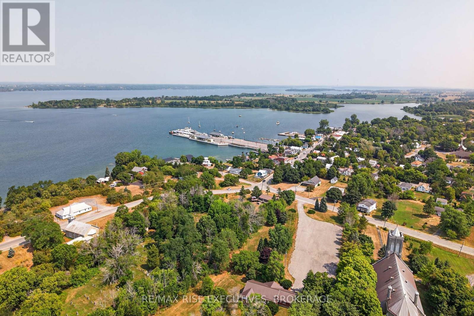 14 Highway 95, Frontenac Islands (The Islands), Ontario  K0H 2Y0 - Photo 45 - X12483559