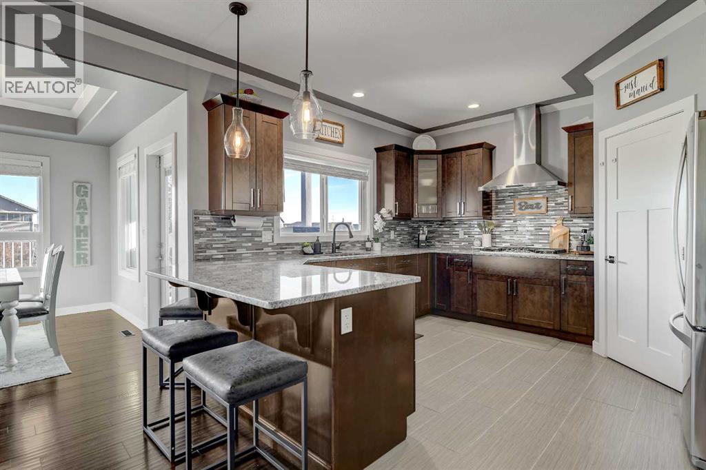 Property at 7810 Oxford Road image 4